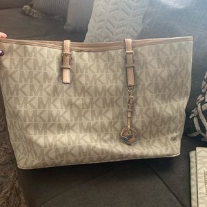 Michael Kors Tote